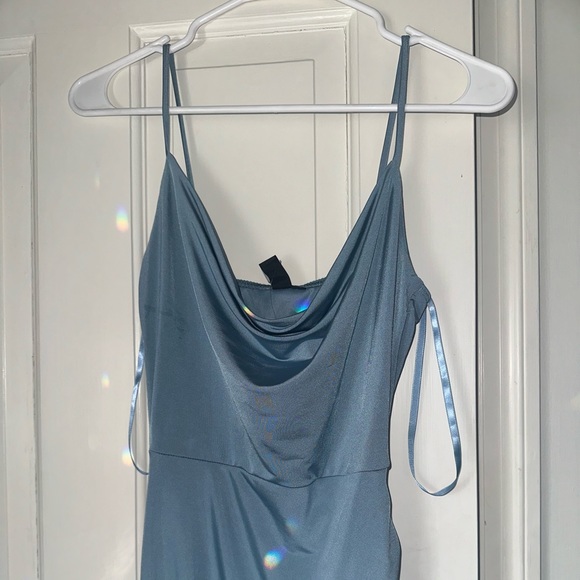 Lillian High Slit Formal Dress Blue from Windsor - Picture 3 of 7